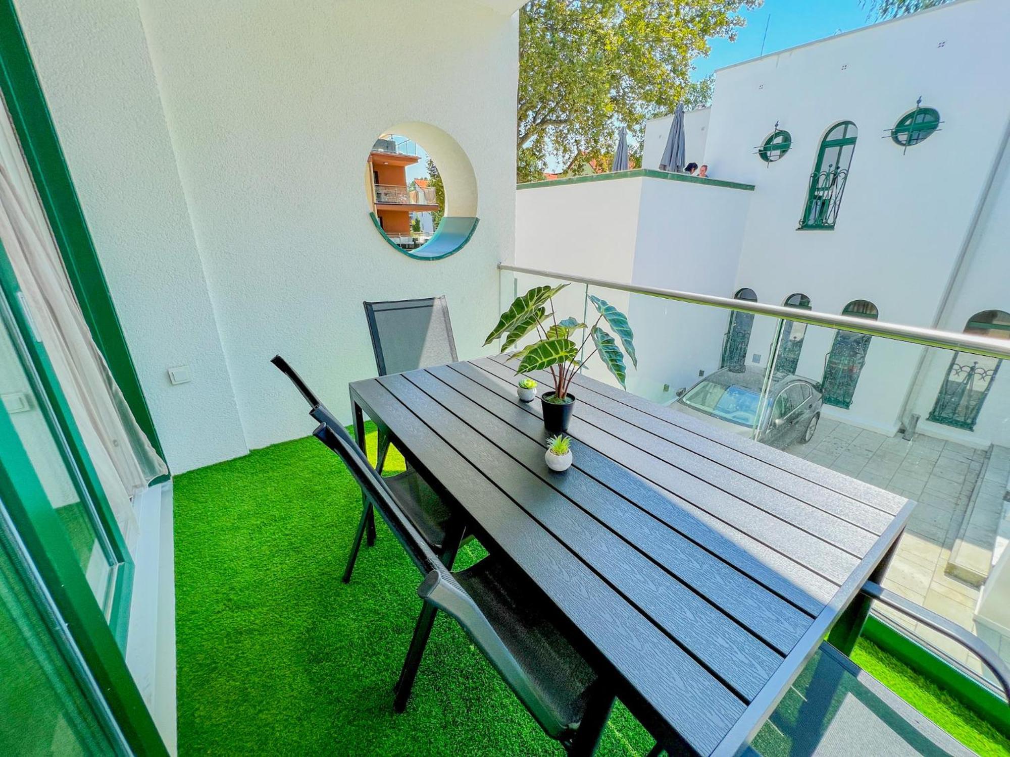 Villa Bauhaus Labi Garden Wellness Apartman Siofok Exterior photo